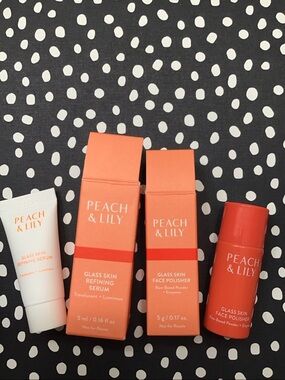 Peach & Lily Duo, Glass Skin Refining Serum and Face Polisher
